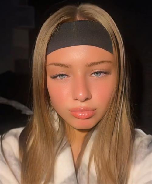 She is not a celebrity but a new tiktoker