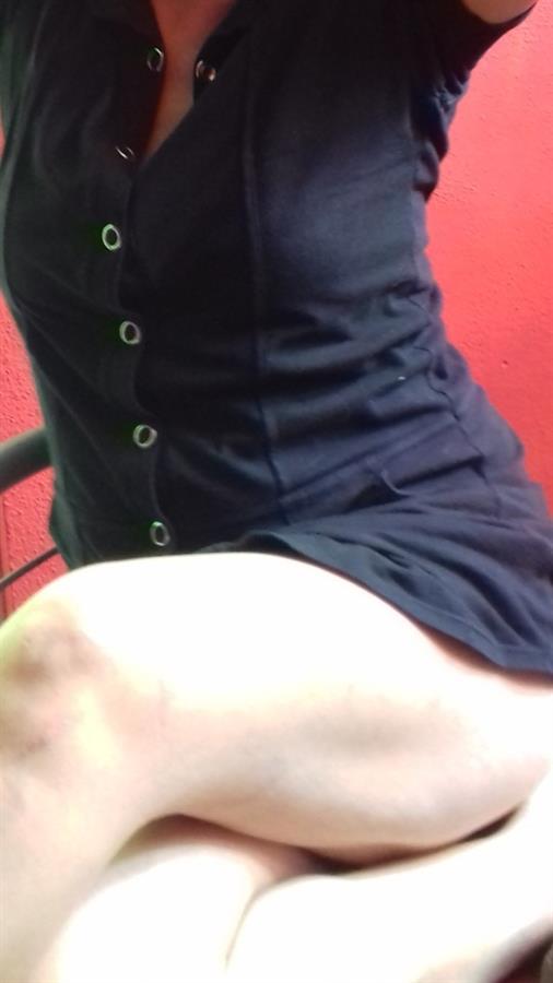 Delicious hotwife 