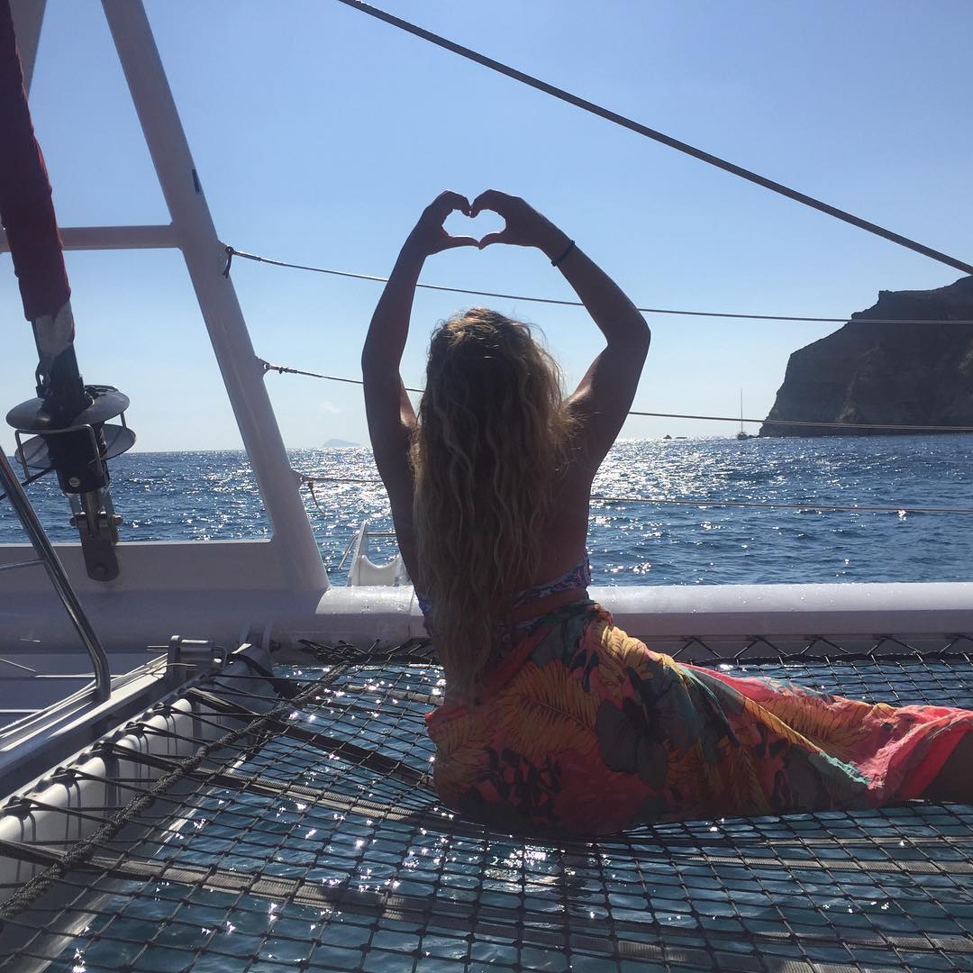 Georgia E taking a selfie