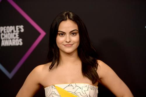 Camila Mendes