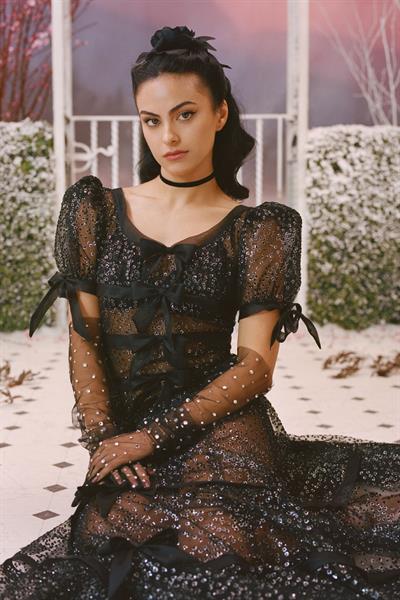 Camila Mendes
