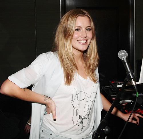 Caggie Dunlop