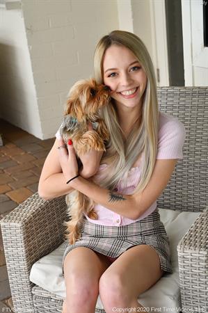 Lily FTV Nude Pictures Teen Closeups