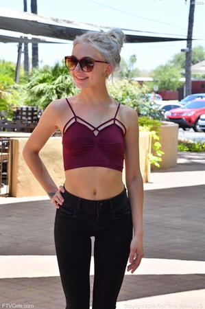 Larissa FTV Nude Pictures Long Sexy Legs