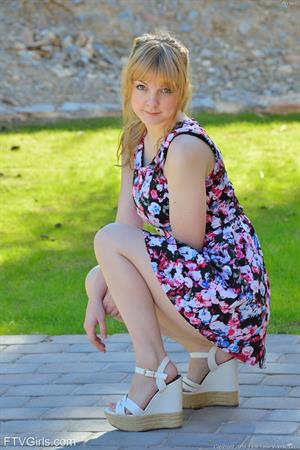 Alyssa FTV Nude Pictures Alyssa More Intimate