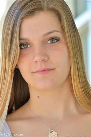 Cassidy FTV Nude Pictures Cassidy Legs Made For Upskirt