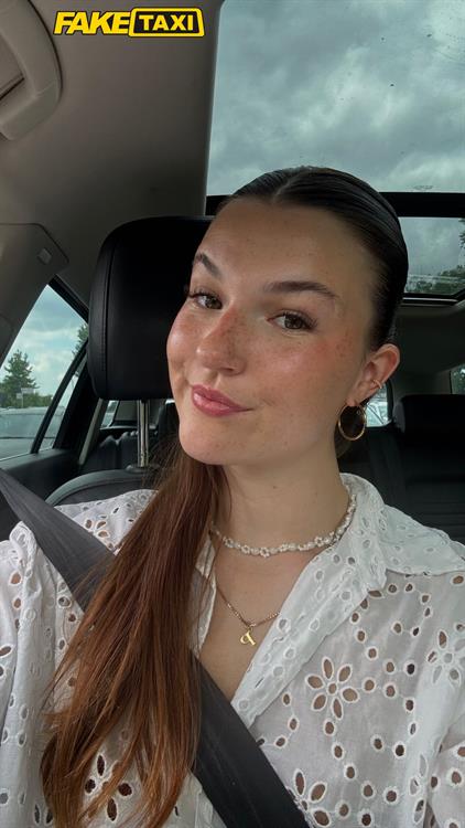 Pauline taking a selfie