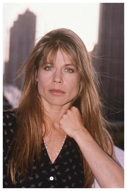Linda Hamilton