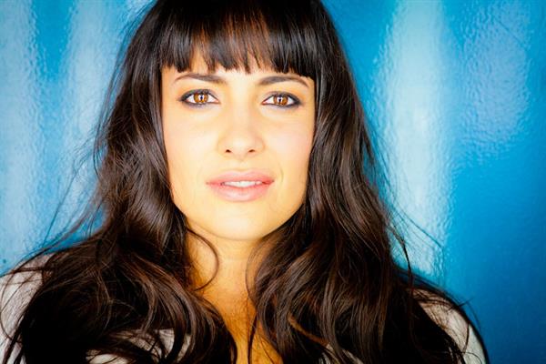 Nicola Correia Damude