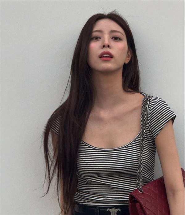 Yuna (Shin Yu-na)