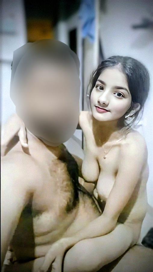 Mumbai Govandi girl leak nude pic with boyfriend 