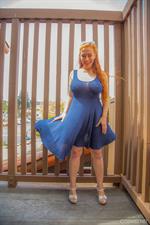 Titania Does Some Shopping