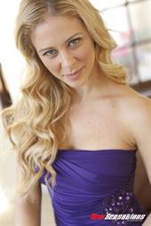 Cherie De Ville - Keep It In The Family