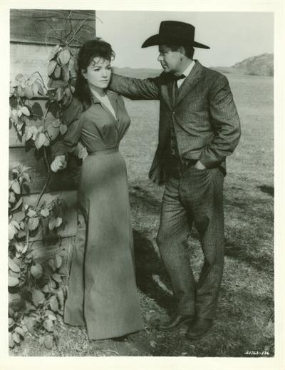 Anne Baxter