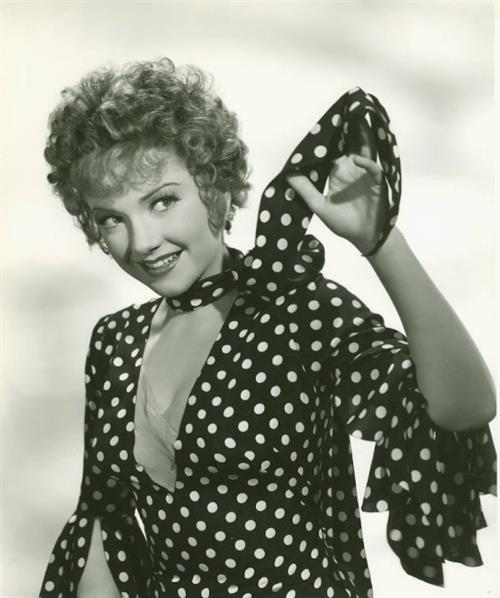 Anne Baxter