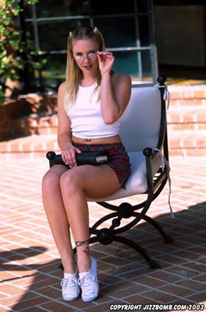 Blondie in glasses goes for a cum high