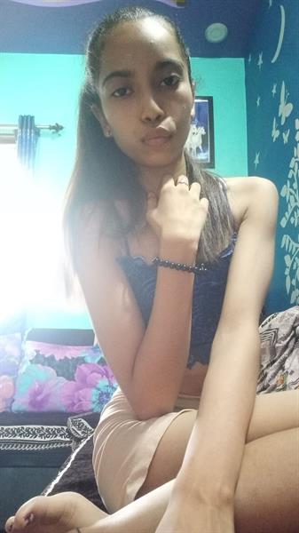 Rita taking a selfie