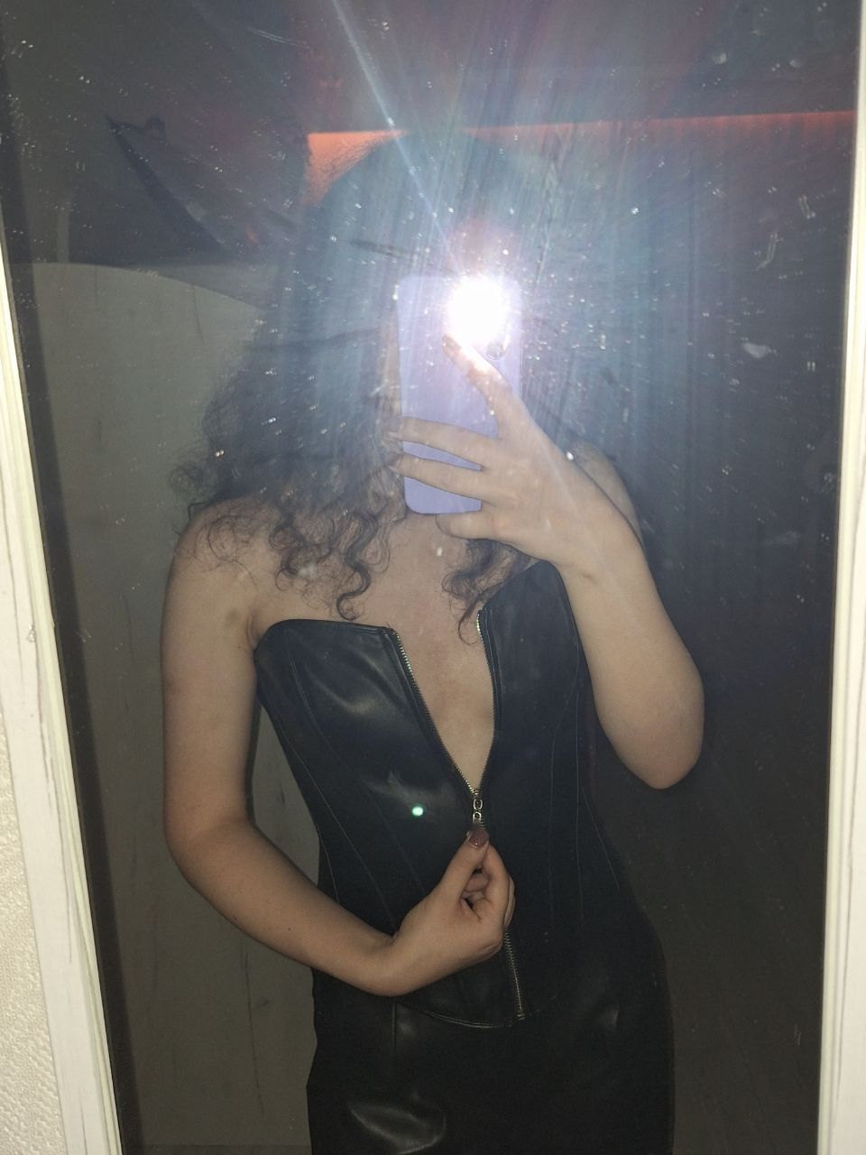 VgothV taking a selfie