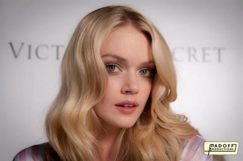 Lindsay Ellingson