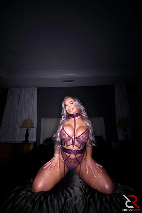 Hayley Davies in lingerie