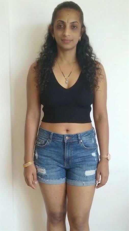 Deepu, Deepika, Indian girl, Indian wife, Indian nude, Nude girl, girl, deepika_deeputrueloveneverend, flashing, bottomless, pussy, trimmed pussy