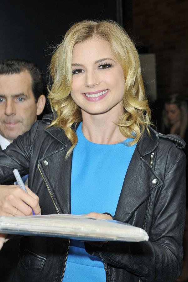 Emily VanCamp