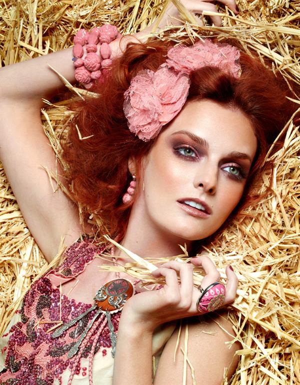 Lydia Hearst