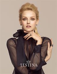 Lydia Hearst