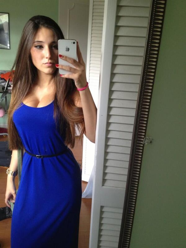 Angie Varona taking a selfie