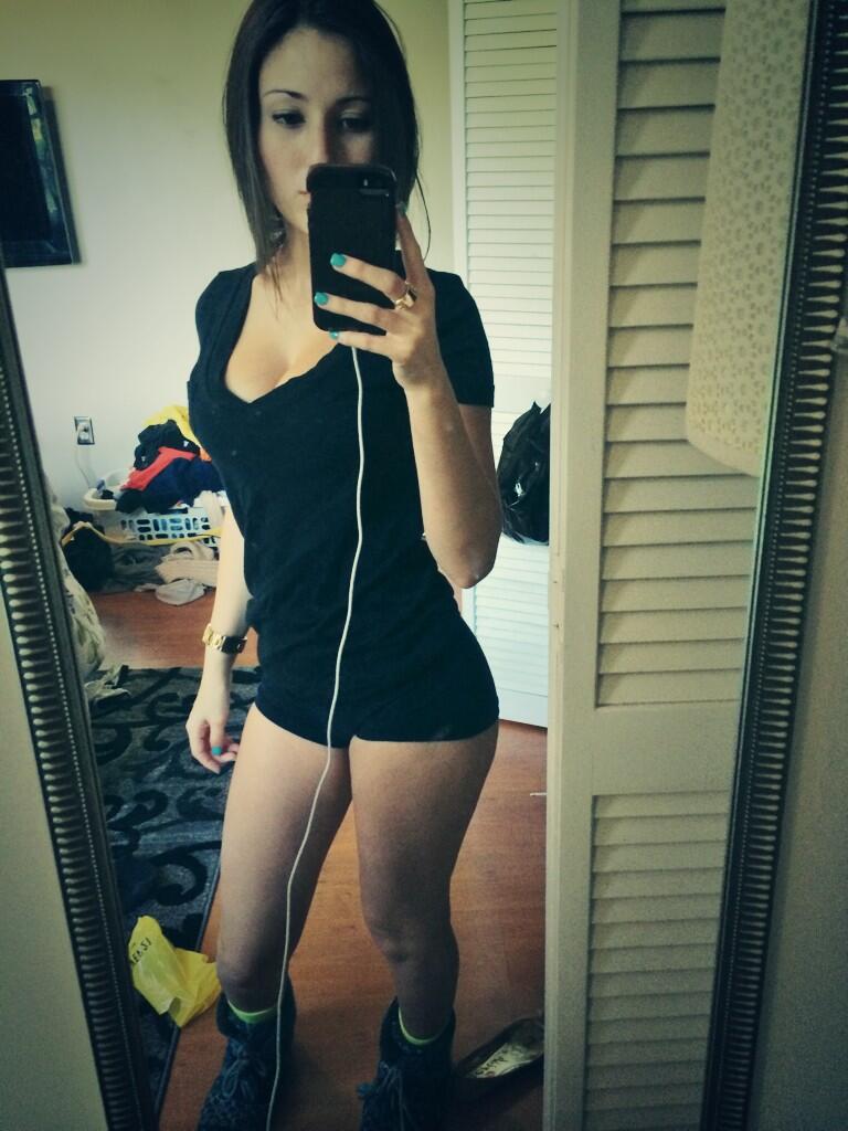 Angie Varona taking a selfie