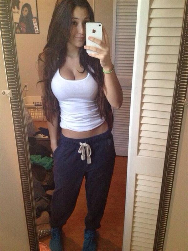 Angie Varona taking a selfie