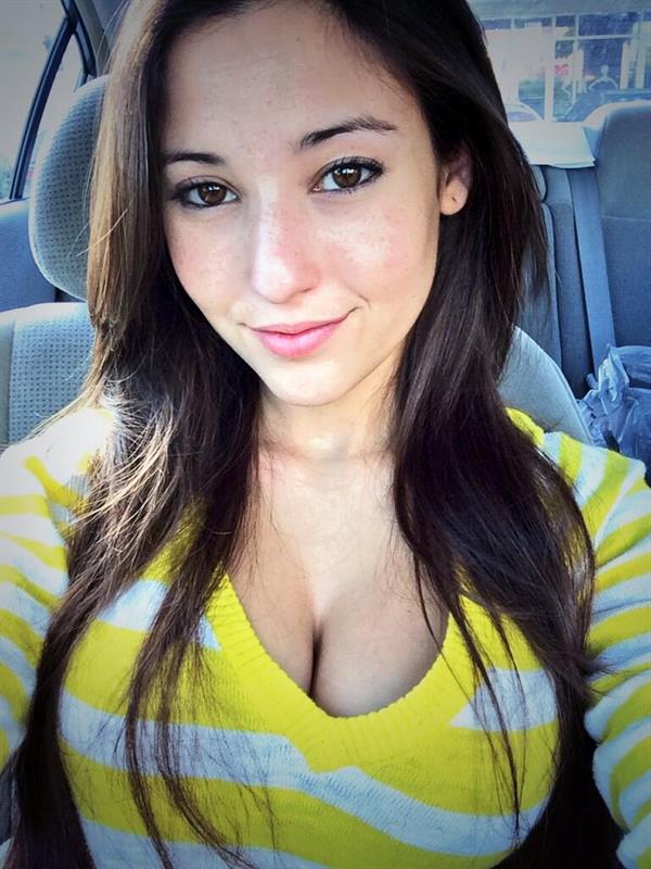 Angie Varona taking a selfie