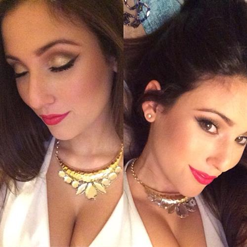 Angie Varona taking a selfie