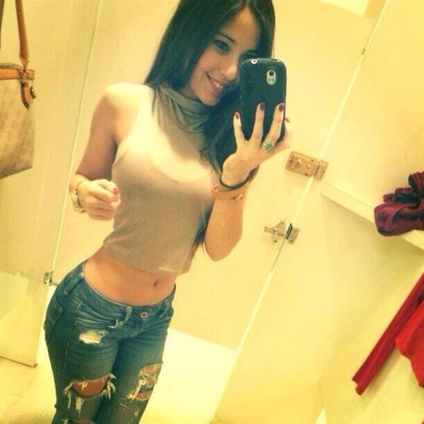 Angie Varona taking a selfie