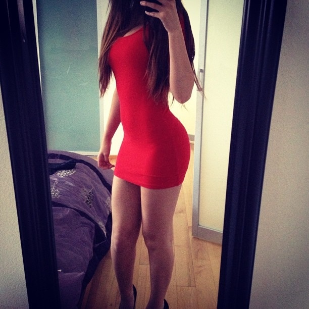 Angie Varona taking a selfie