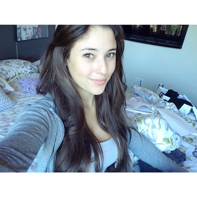 Angie Varona Pics