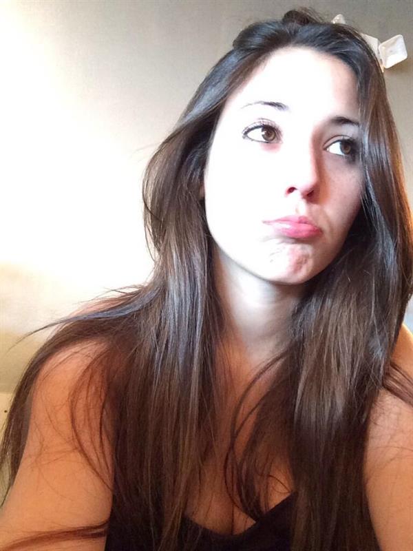 Angie Varona taking a selfie