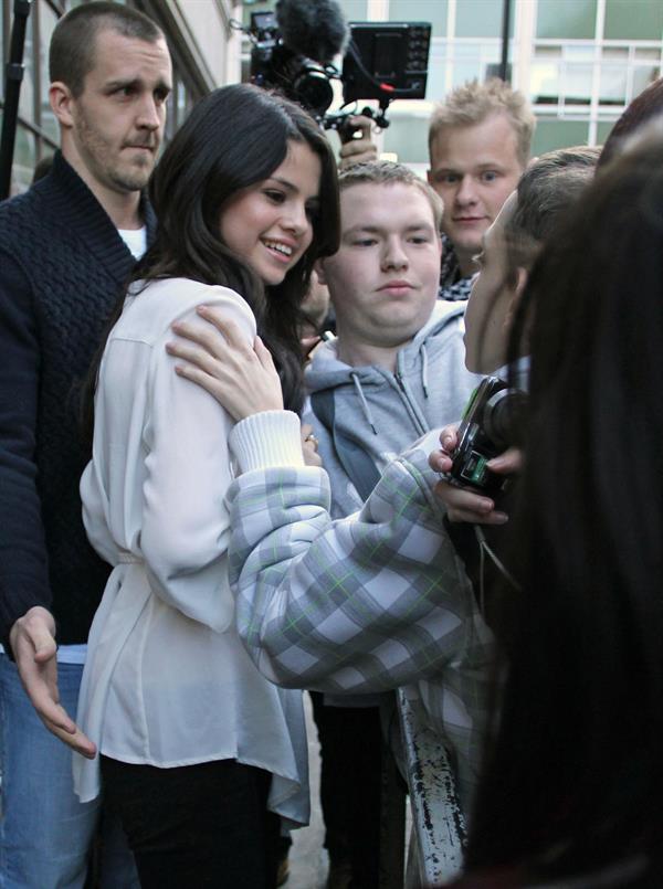 Selena Gomez arrives at BBC radio 1 in London on April 11, 2010