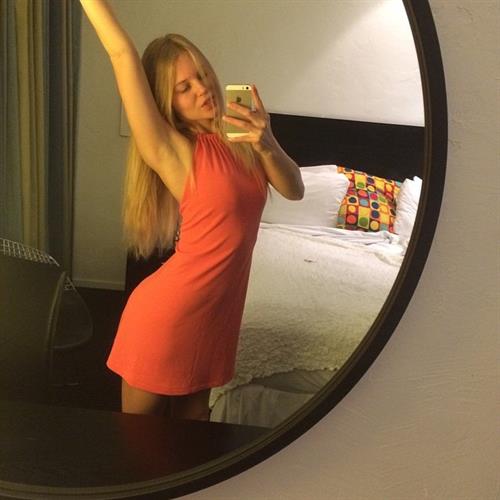 Casie Chegwidden taking a selfie