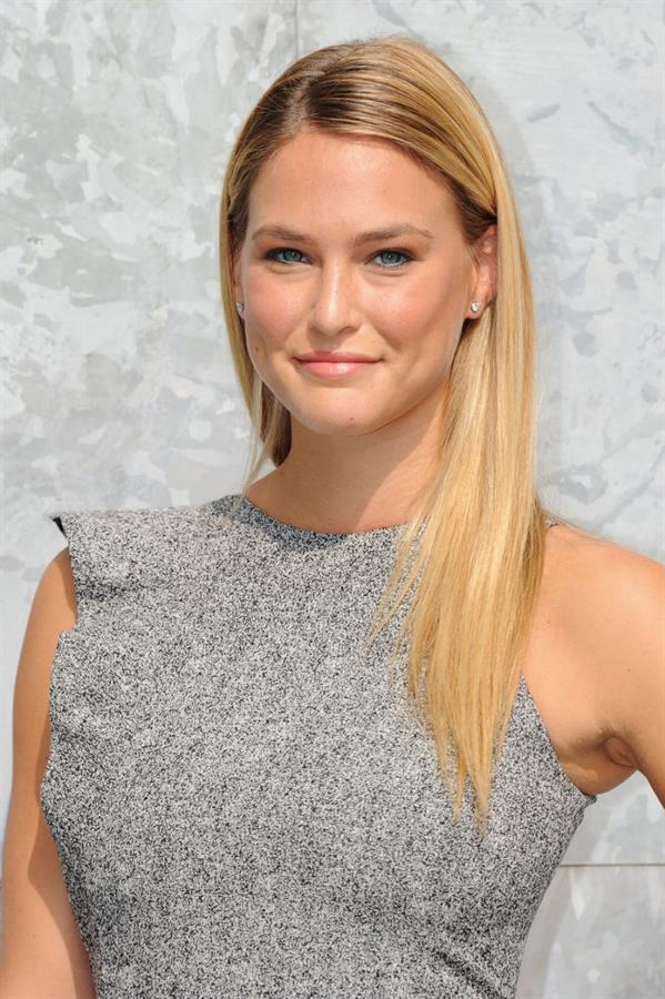 Bar Refaeli