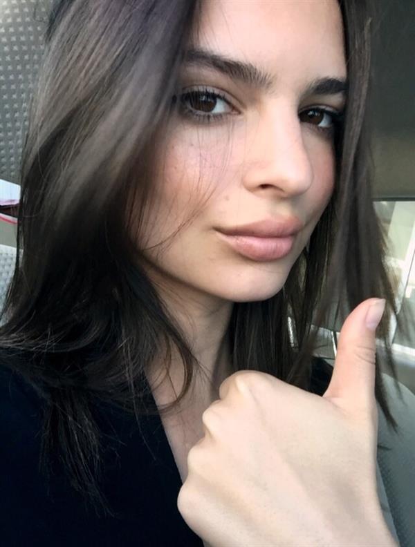 Emily Ratajkowski