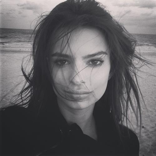 Emily Ratajkowski