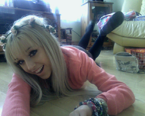 Chloe Harwood taking a selfie